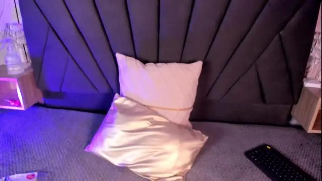 Image 3 of cassie_jones1 Stream on Chaturbate on 5 months ago