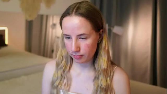 Image 2 of cassie_kelman Stream on Chaturbate on 1 month ago