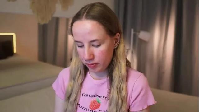 Image 3 of cassie_kelman Stream on Chaturbate on 1 month ago