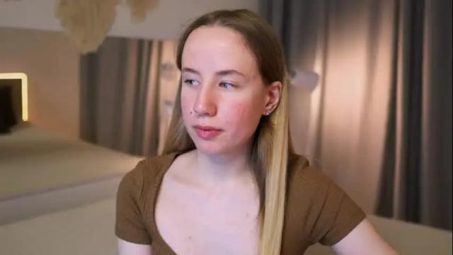 Image 3 of cassie_kelman Stream on Chaturbate on 27 days ago
