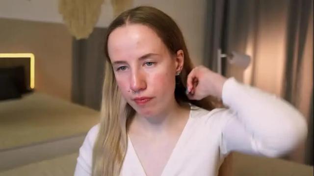 Image 2 of cassie_kelman Stream on Chaturbate on 21 days ago