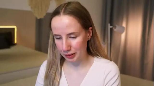 Image 4 of cassie_kelman Stream on Chaturbate on 21 days ago