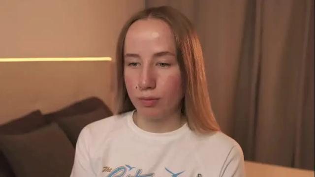 Image 2 of cassie_kelman Stream on Chaturbate on 6 days ago