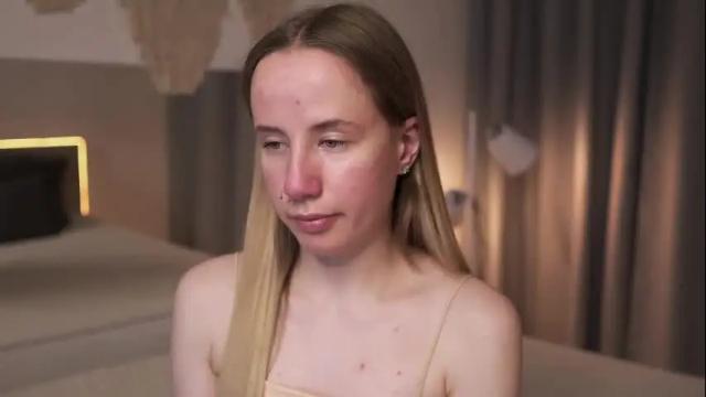 Image 3 of cassie_kelman Stream on Chaturbate on 14 hours ago