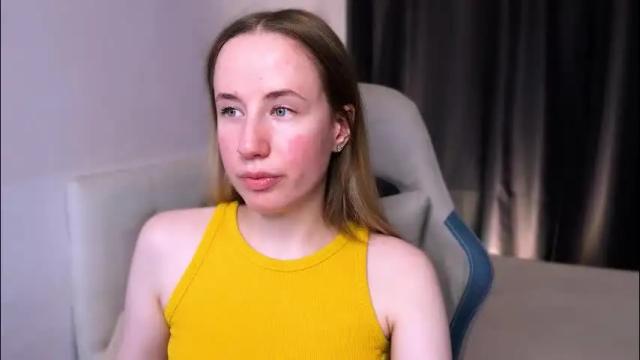 Image 2 of cassie_kelman Stream on Chaturbate on 2 months ago