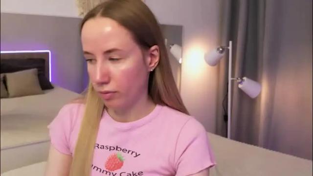 Image 4 of cassie_kelman Stream on Chaturbate on 2 months ago