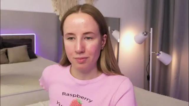 Image 7 of cassie_kelman Stream on Chaturbate on 2 months ago