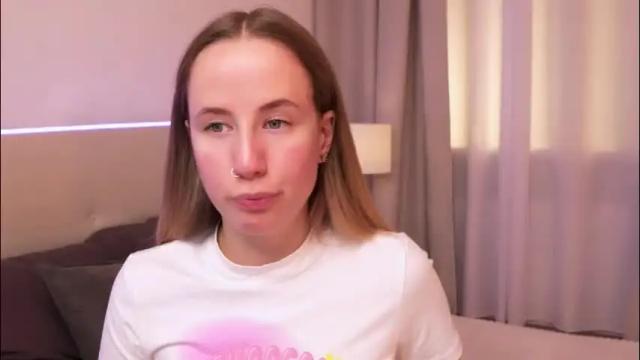 Image 10 of cassie_kelman Stream on Chaturbate on 1 month ago