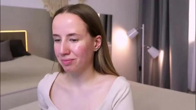 Image 7 of cassie_kelman Stream on Chaturbate on 29 days ago
