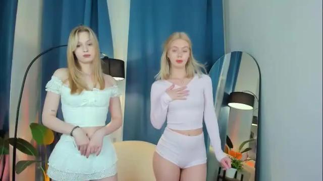 Image 4 of cassie_palmer Stream on Chaturbate on 14 days ago