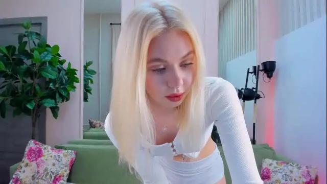 Image 7 of cassie_palmer Stream on Chaturbate on 13 days ago