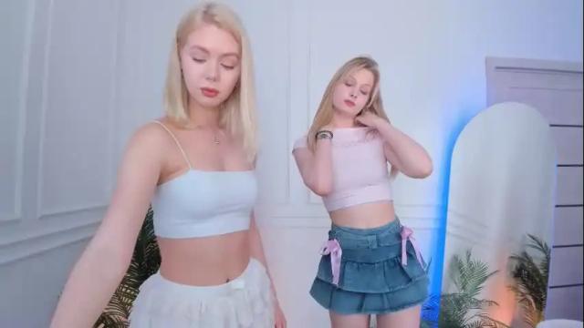 Image 3 of cassie_palmer Stream on Chaturbate on 10 days ago