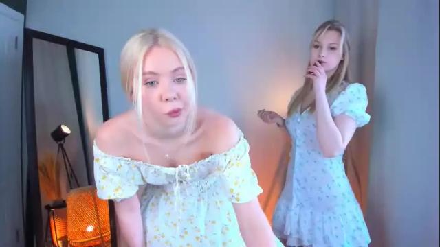 Image 3 of cassie_palmer Stream on Chaturbate on 4 days ago