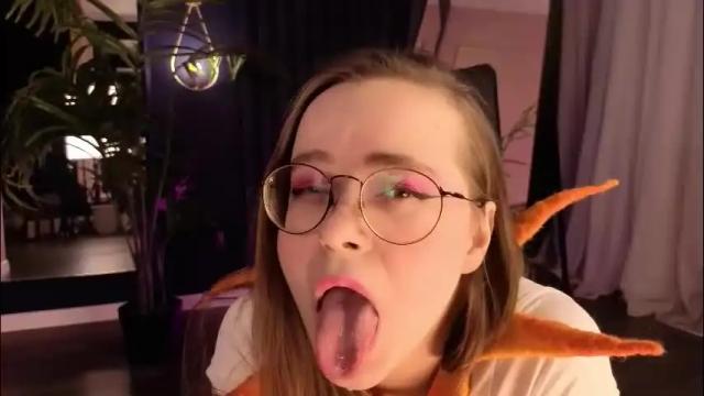 Image 6 of cassiecool Stream on Chaturbate on 1 month ago