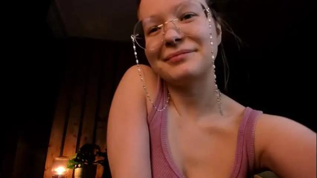 Image 8 of cassiecool Stream on Chaturbate on 16 days ago
