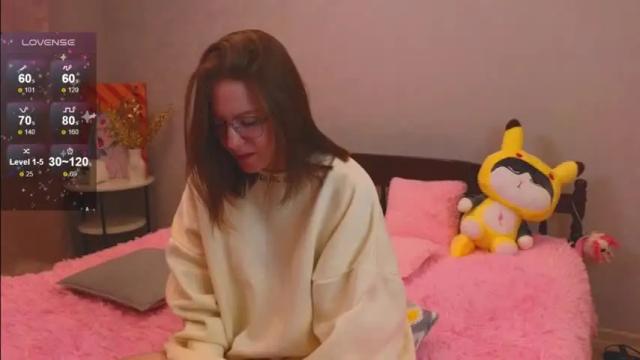 Image 2 of cassiejuice Stream on Chaturbate on 19 months ago