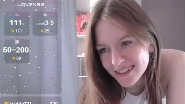 Image 6 of cassiejuice Stream on Chaturbate on 2 months ago