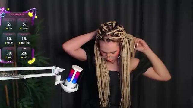 Image 7 of cassiemich Stream on Chaturbate on 1 month ago