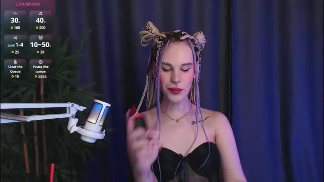 Image 4 of cassiemich Stream on Chaturbate on 10 days ago