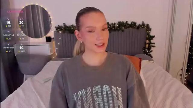 Image 3 of cassietyler Stream on Chaturbate on 13 days ago