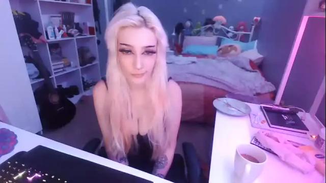 Image 4 of cat4705 Stream on Chaturbate on 11 days ago