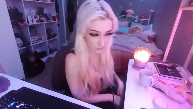 Image 8 of cat4705 Stream on Chaturbate on 11 days ago