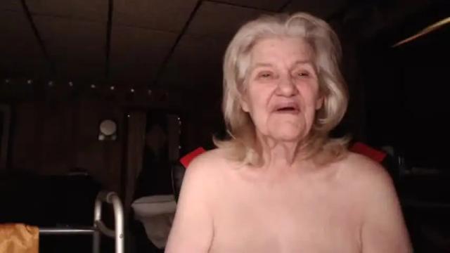 Image 8 of cat9paw Stream on Chaturbate on 19 days ago