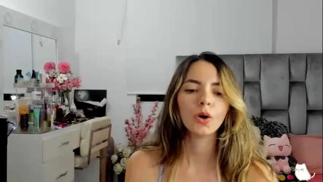 Image 6 of cat_baby Stream on Chaturbate on 3 months ago