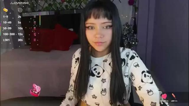 Image 3 of cat_terra Stream on Chaturbate on 1 month ago
