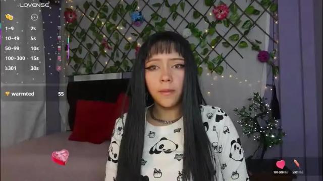 Image 6 of cat_terra Stream on Chaturbate on 1 month ago
