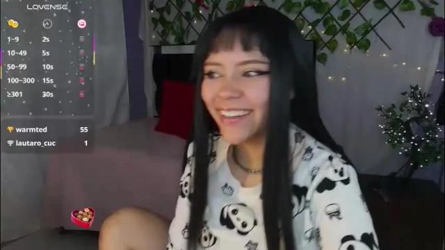 Image 7 of cat_terra Stream on Chaturbate on 1 month ago