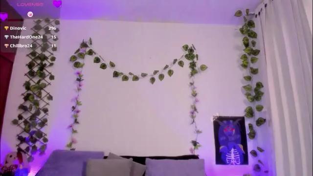 Image 10 of cata_greenn Stream on Chaturbate on 1 month ago