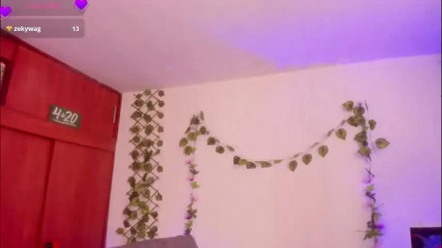 Image 8 of cata_greenn Stream on Chaturbate on 1 month ago