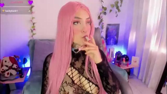 Image 8 of cata_greenn Stream on Chaturbate on 22 days ago