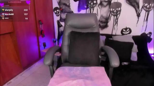Image 10 of cata_greenn Stream on Chaturbate on 20 hours ago