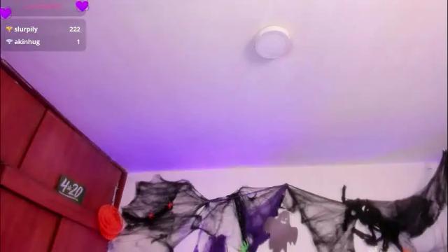 Image 6 of cata_greenn Stream on Chaturbate on 20 hours ago