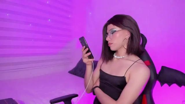 Image 4 of cata_n_cami Stream on Chaturbate on 16 months ago