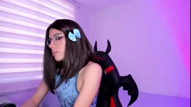 Image 8 of cata_n_cami Stream on Chaturbate on 15 months ago
