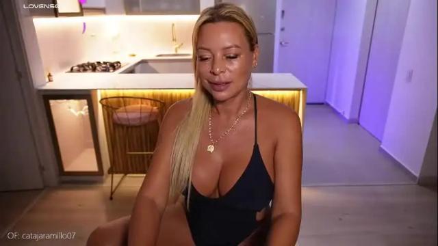 Image 11 of catajaramillo Stream on Chaturbate on 1 month ago