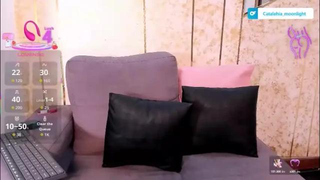 Image 6 of catalehia_moonlight Stream on Chaturbate on 2 months ago