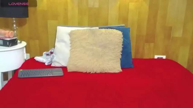 Image 2 of cataleya_princess_ Stream on Chaturbate on 14 months ago