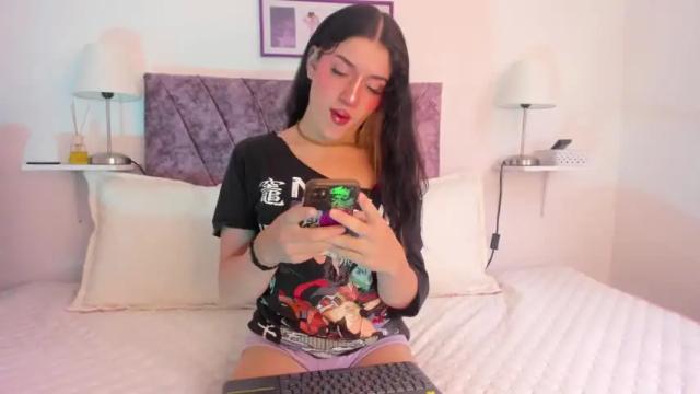 Image 3 of cataleyaaa_01 Stream on Chaturbate on 16 months ago