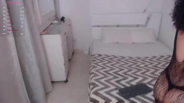 Image 2 of cataleyamiller1 Stream on Chaturbate on 17 months ago