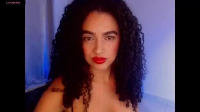 Image 11 of cataleyamiller1 Stream on Chaturbate on 12 days ago