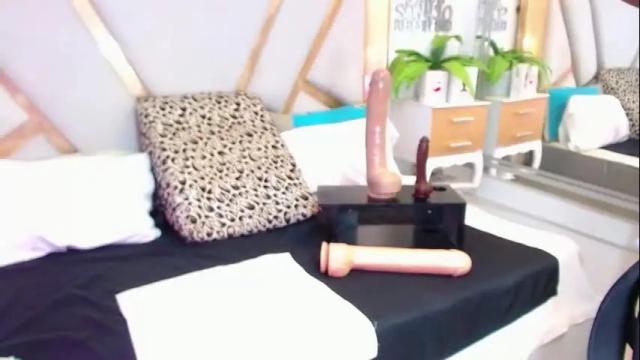 Image 4 of catalillina1_love Stream on Chaturbate on 1 month ago