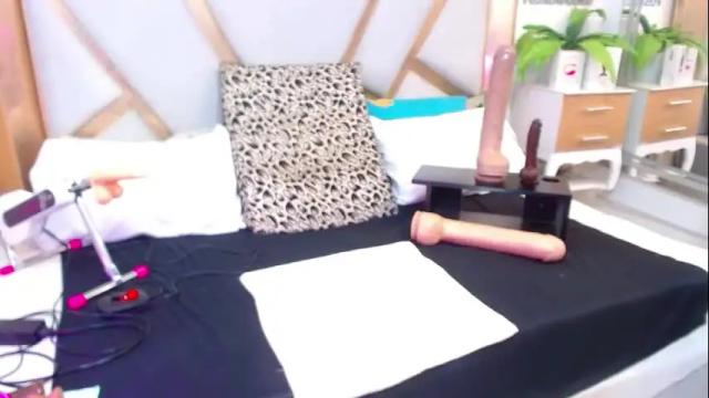 Image 3 of catalillina_love1 Stream on Chaturbate on 1 month ago