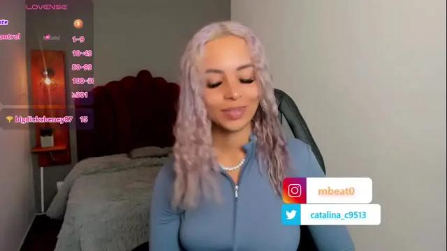 Image 10 of catalina_clark Stream on Chaturbate on 1 month ago