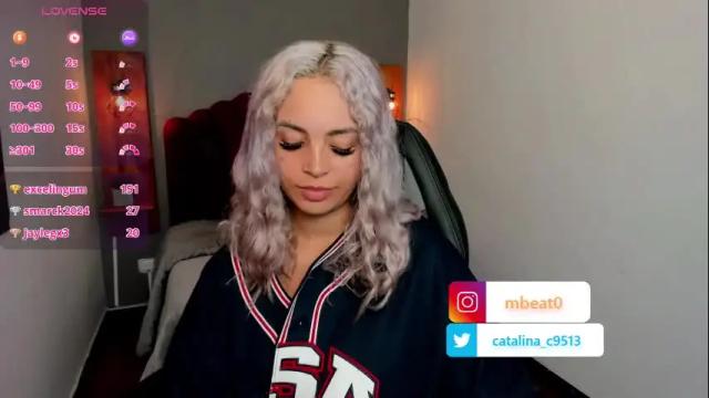 Image 12 of catalina_clark Stream on Chaturbate on 1 month ago