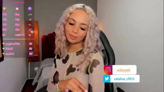 Image 6 of catalina_clark Stream on Chaturbate on 1 month ago