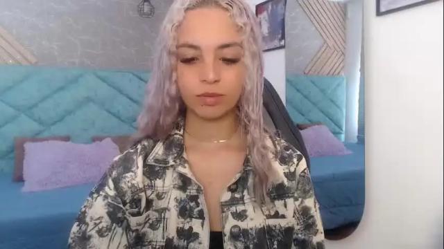 Image 2 of catalina_clark Stream on Chaturbate on 1 month ago